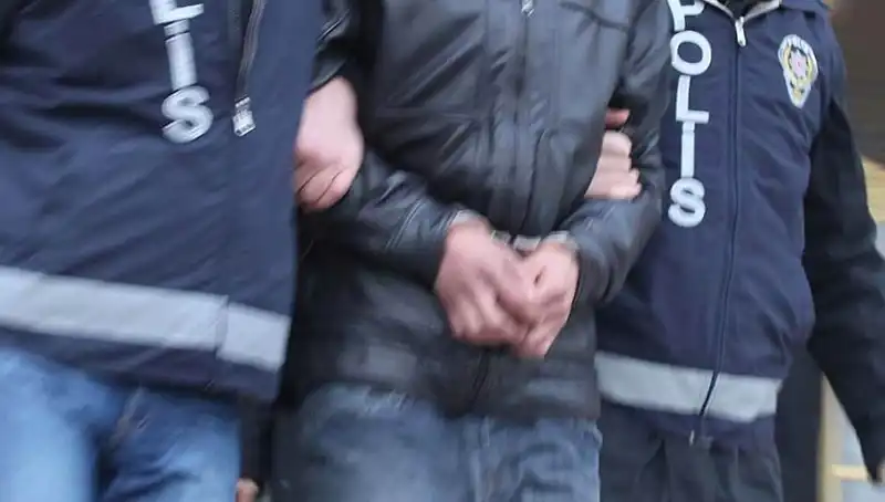 Türkiye Genelinde Gerçekleşen Dolandırıcılık Operasyonu: 34 Gözaltı Yapıldı