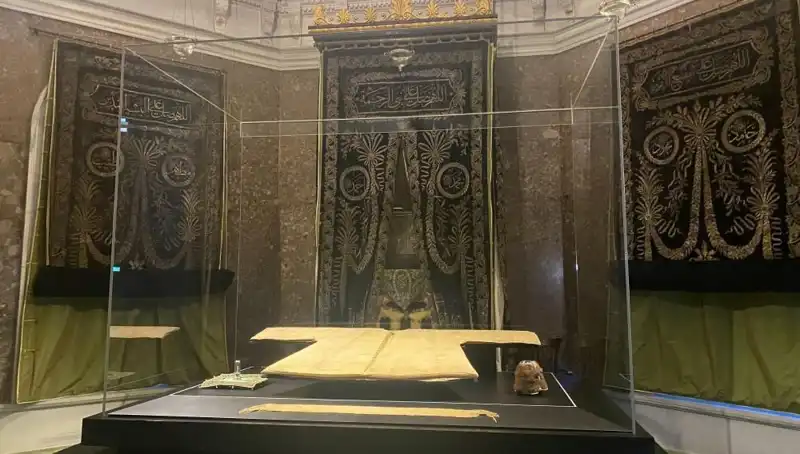 Hırka-i Şerif Ziyarete Açılıyor: Tarihimizin Eşsiz Mirası