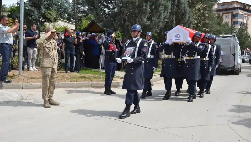 Şehit Gözyaşlarıyla Uğurlandı: Toprağa Verilmesi ve Törenin Detayları