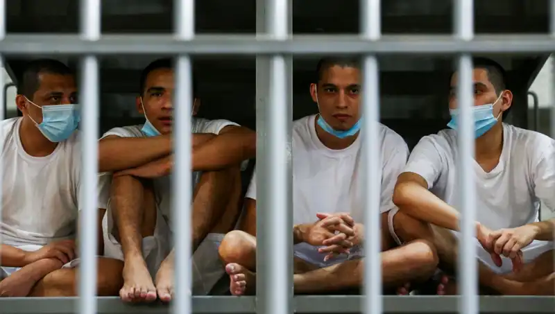 El Salvador, Venezuela için Siyasi Tutuklu Değişimi Önerdi