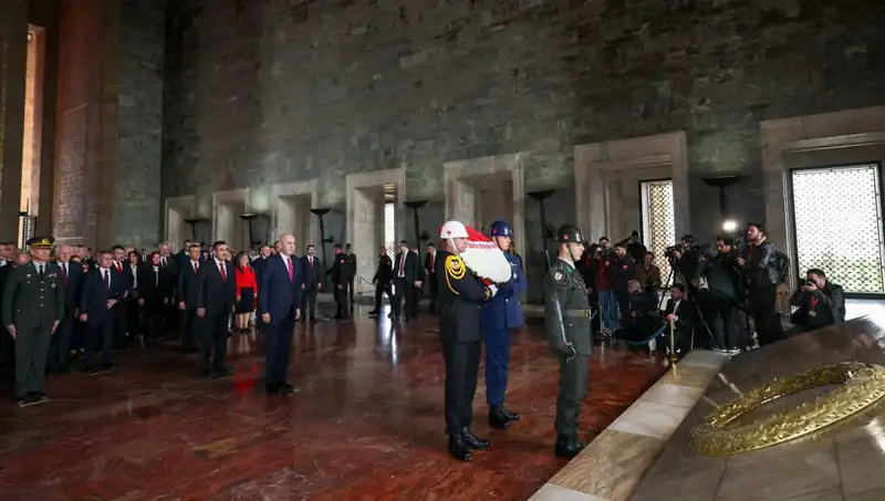 Anıtkabir'de Devlet Erkanının Bir Araya Geldiği Önemli Tören