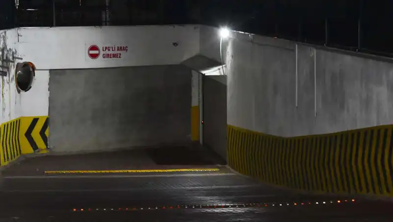Sitedeki Husumet Kanlı Bitti: Cinayet Paniği Yaşandı