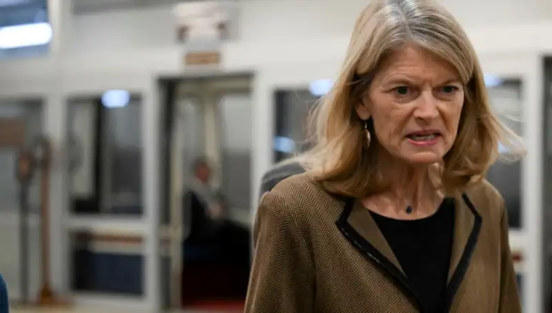 Cumhuriyetçi Senatör: Trump'ın Gücünden Korkuyoruz!