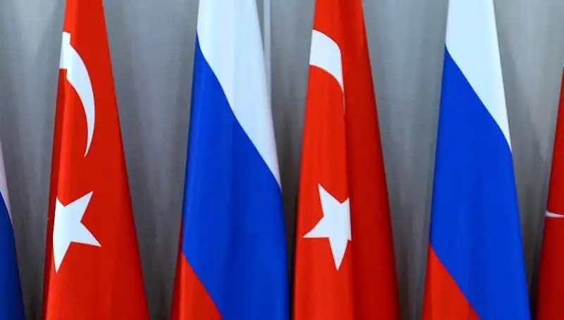 Diplomatik İlişkilerin 105’inci Yılı: Rusya ve Türkiye Arasındaki Dengeyi Keşfedin