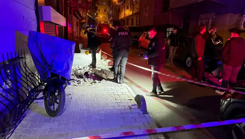 Küçükçekmece'deki Plakasız Motosiklet Saldırısı, Şehirde Endişe Yaratıyor!