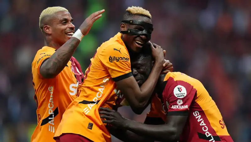 Lemina: Osimhen'in Kararına Saygı Duymalıyız, Takım Bütünlüğü Her Şeyden Önemli
