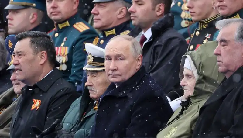 Rus Ordusu Genişliyor: Putin'den Tarihi Askeri Seferberlik Çağrısı
