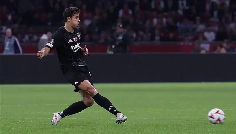 Beşiktaş Derbi Öncesi Moral Buldu: Kadroda Beklenmedik Gelişmeler!