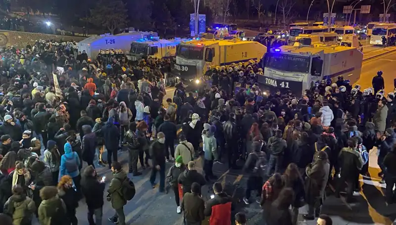 İstanbul ve Ankara'da İmamoğlu Eylemi: Öğrenciler Tepkilerini Ortaya Koydu
