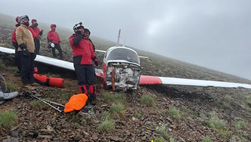 Türk Pilotun Kullandığı Uçak Düştü: Korkunç Kaza Detayları