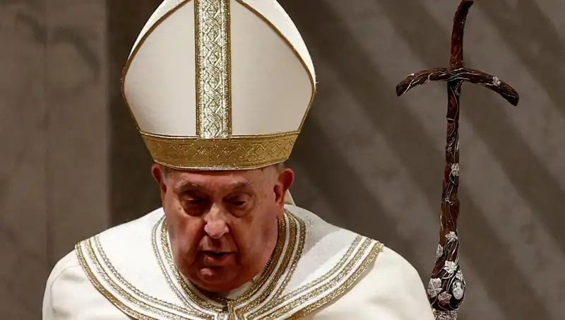 Vatikan’da Gözler Papa Francis’in Sağlığında: Hastane İddiaları Gerçek mi?
