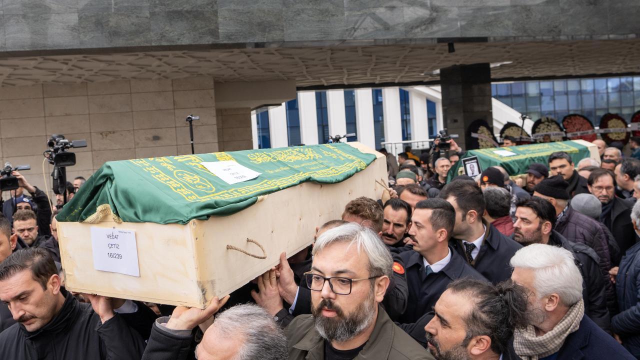 Bolu'daki faciada hayatını kaybedenler için cenaze törenleri düzenlendi
