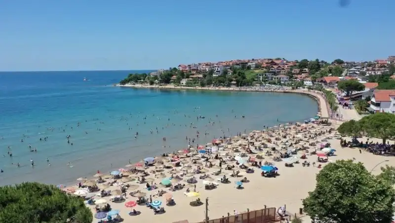Beş Plajda Denize Girmek Serbest, Diğerleri Yasaklandı: Kararın Sebepleri Neler?