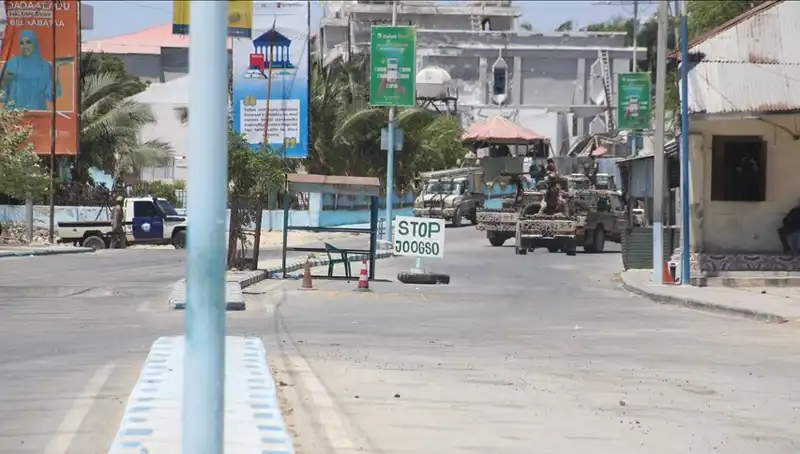 Somali'de Silahlı Baskın: Oteldeki Canlı Kalkan Krizi Can Alıyor