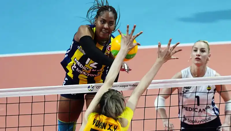 Fenerbahçe, Vakıfbank'ı 3-0'la Geçerek Avrupa Arenasında Gücünü Gösterdi