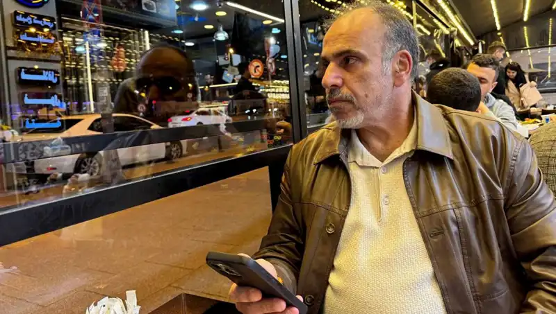 55 Yıldır Kaybettiği Annelerini Arayan Adamın Dokunaklı Hikayesi