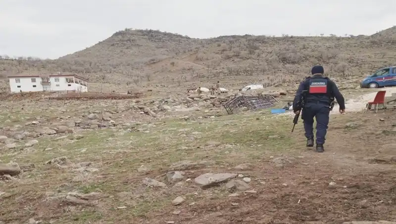 Husumetli Ailelerin Kavgasında Altı Kişi Tutuklandı, Olayın Arkasındaki Gerçek Ne?