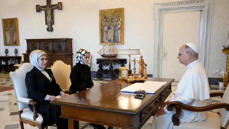 Emine Erdoğan ve Papa Leo'nun Görüşmesi: Gazze Krizi Üzerine Kritik İstişareler